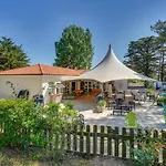 Lovely Home In La Faute-Sur-Mer With Heated Swimming Pool * La Faute-sur-Mer