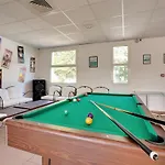 Lovely Home In La Faute-Sur-Mer With Heated Swimming Pool Сasa de vacaciones La Faute-sur-Mer