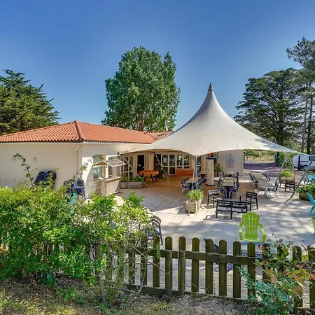 Stunning In With Kitchen * La Faute-sur-Mer